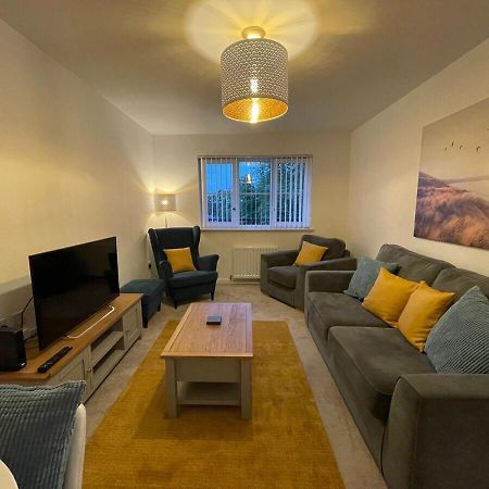 2 Bedroom Luxury Flat In Quiet Village Of Bishopton Bishopton (Renfrewshire) Exterior foto
