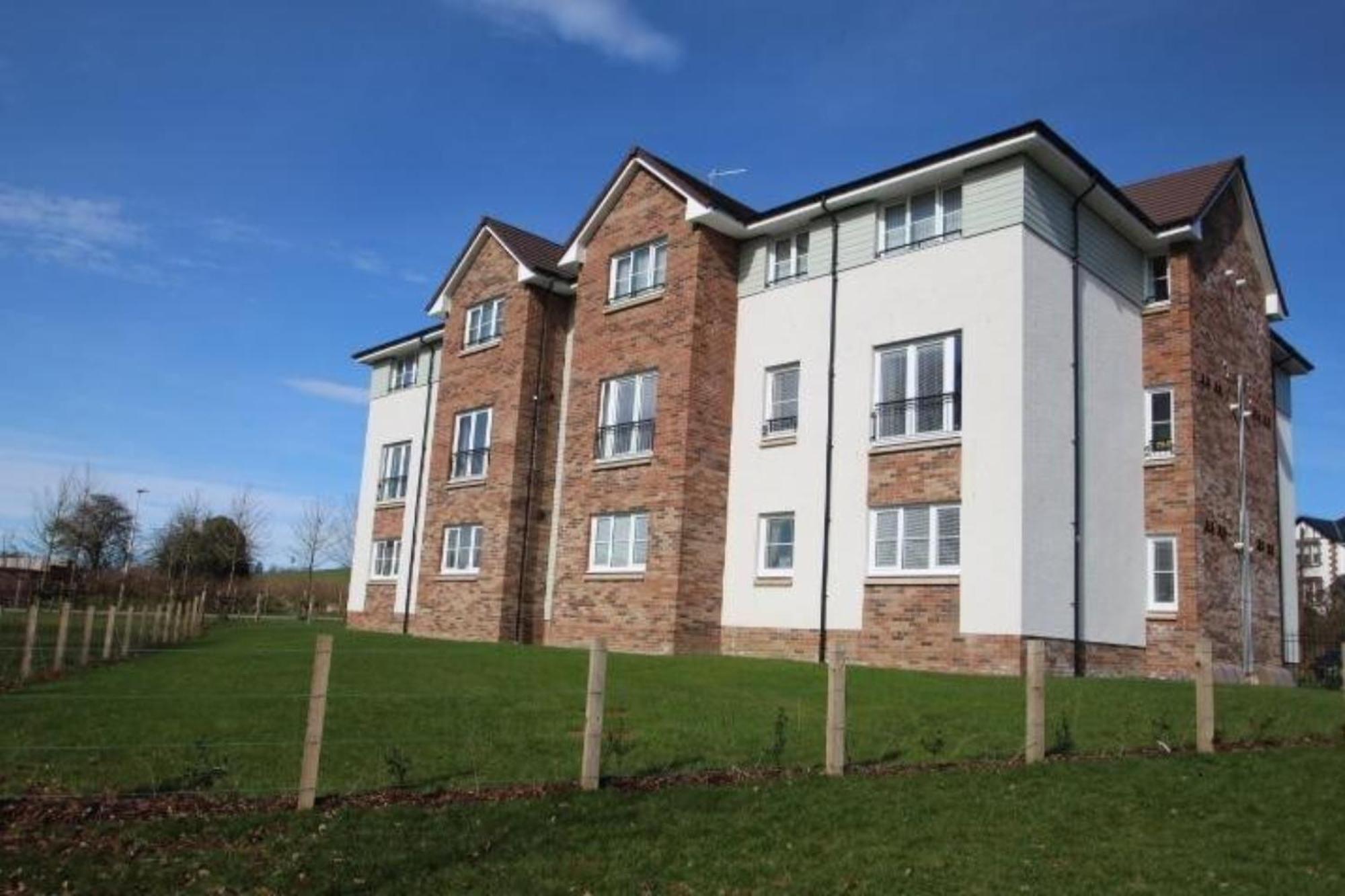2 Bedroom Luxury Flat In Quiet Village Of Bishopton Bishopton (Renfrewshire) Exterior foto